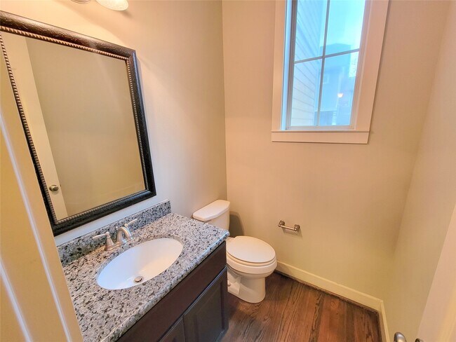 Building Photo - 1237 Hobbs Reach Ln