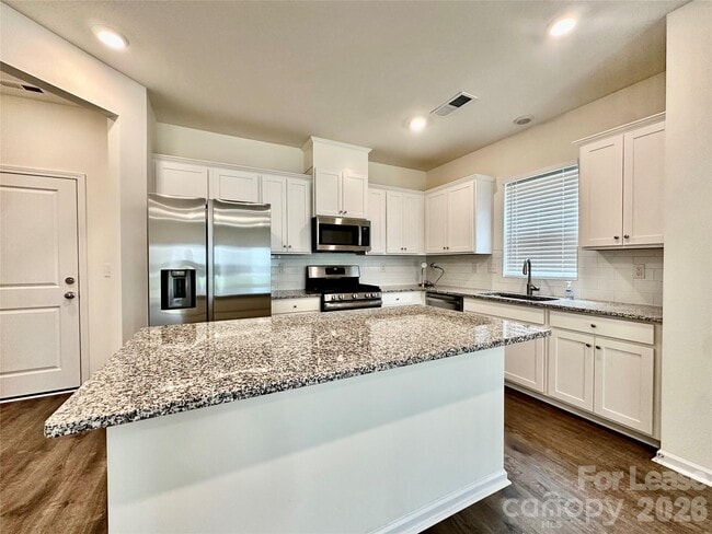 Building Photo - 8116 Ramsburg Dr