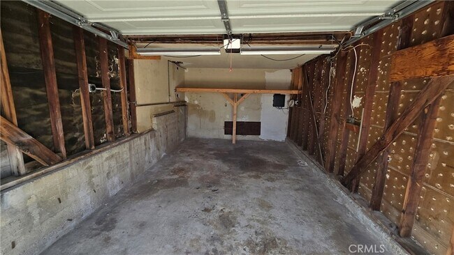 Building Photo - 814 N Lucia Ave