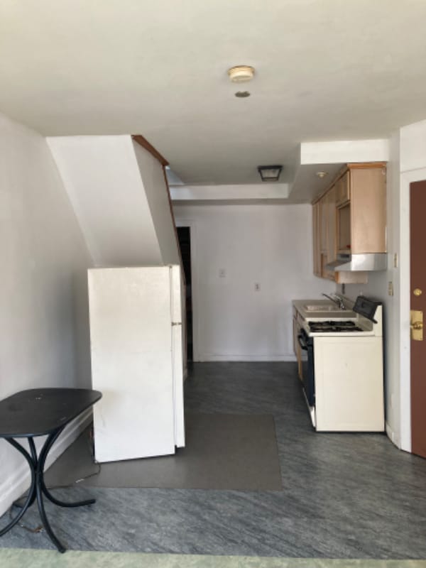 Building Photo - 2922 Frankford Ave