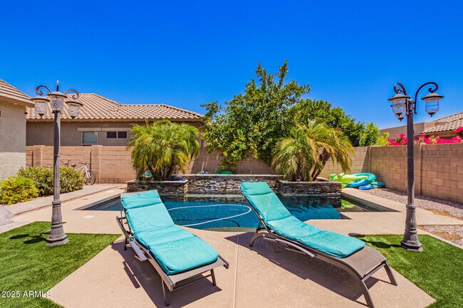 Building Photo - 20365 E Sonoqui Blvd