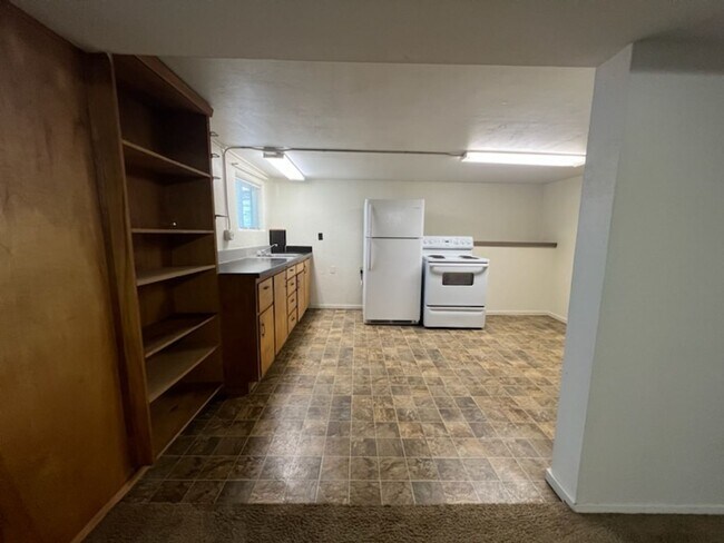 Building Photo - M35