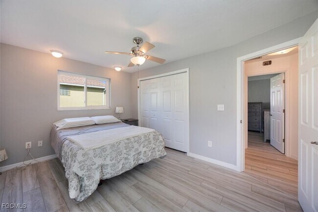 Building Photo - 2032 Coral Point Dr