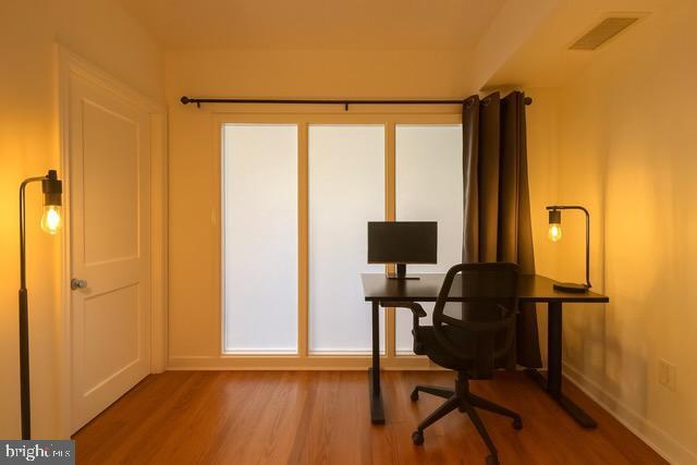 Building Photo - 475 K St NW