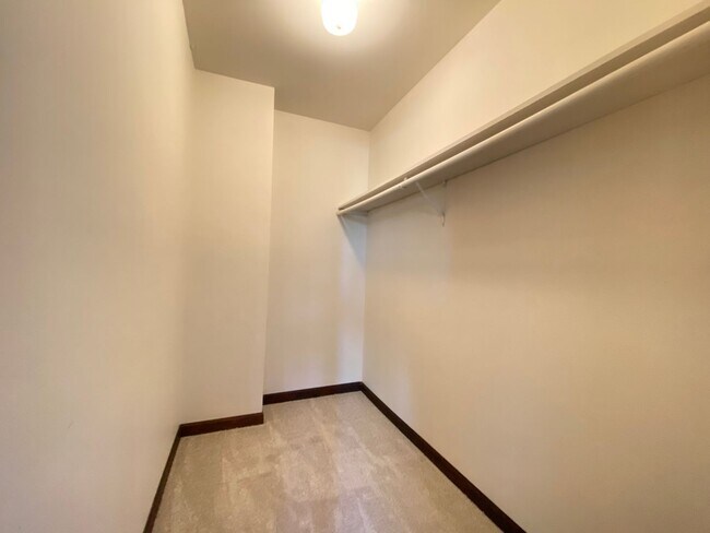 Building Photo - Castle Home Available Now