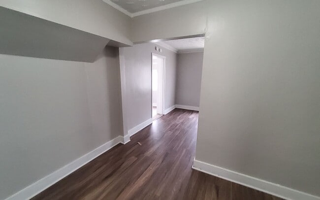 Building Photo - 1895 S Lauderdale St