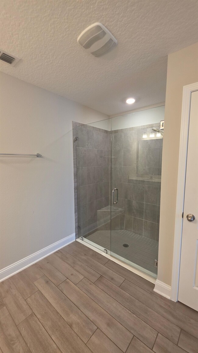 Building Photo - 721 Navarez