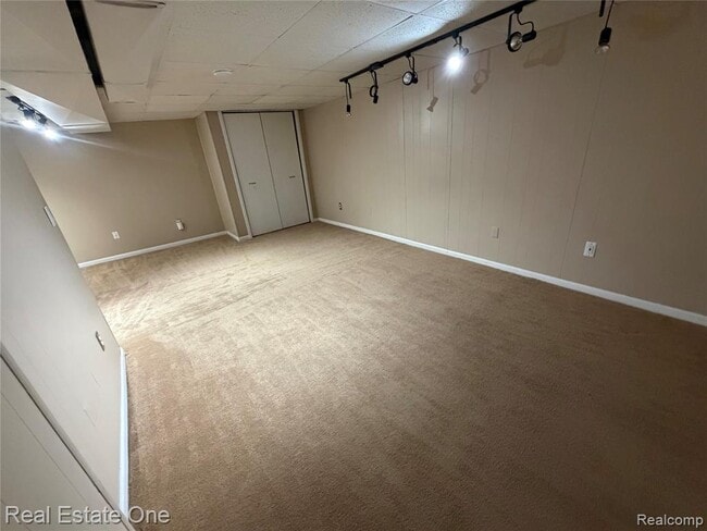 Building Photo - 37035 E Aragona Dr