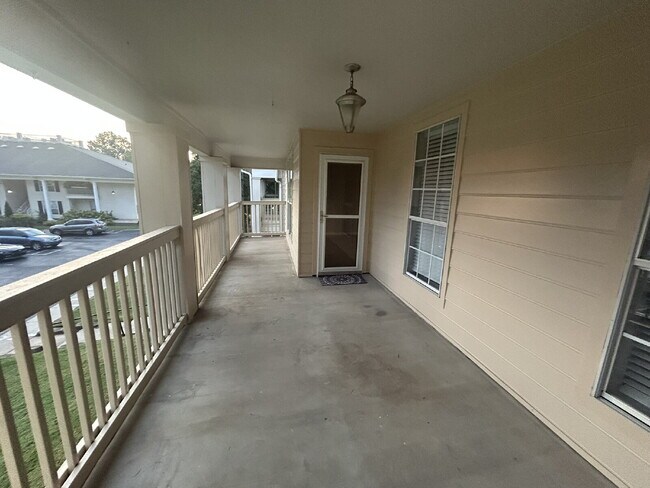 Building Photo - Sanbyrn Hall 3-Bedroom Gem – Full Amenitie...