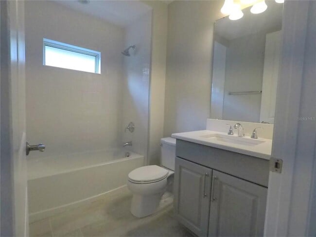 Building Photo - 15738 Shorebird Ln