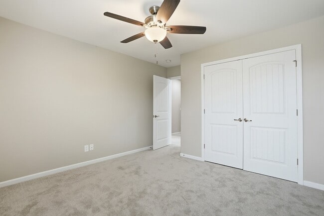 Building Photo - 75 Pomona Cir