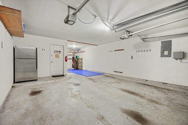 Building Photo - 2891 Tuscania Ln