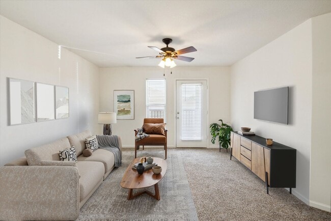 Two Bedroom C - 2 Bed / 2 Bath - 1,100 Sq.Ft. - Legacy Village