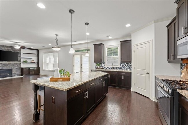 Building Photo - 2770 Prado Ln