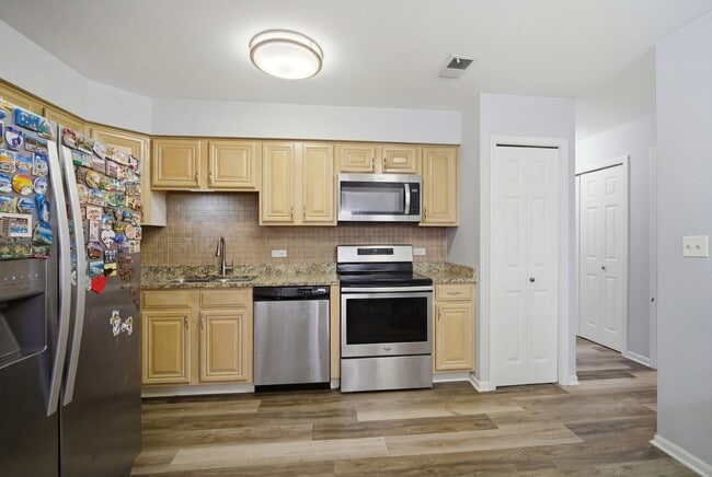 Building Photo - 2113 Ammer Ridge Ct