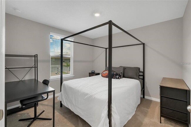 Building Photo - 11062 Great Rock St