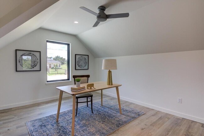 Building Photo - 14208 Fort Smith Trail