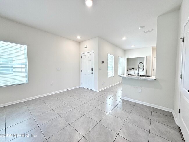 Building Photo - 7670 Legacy Trl