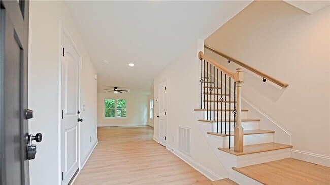Building Photo - 1211 Brecken Court