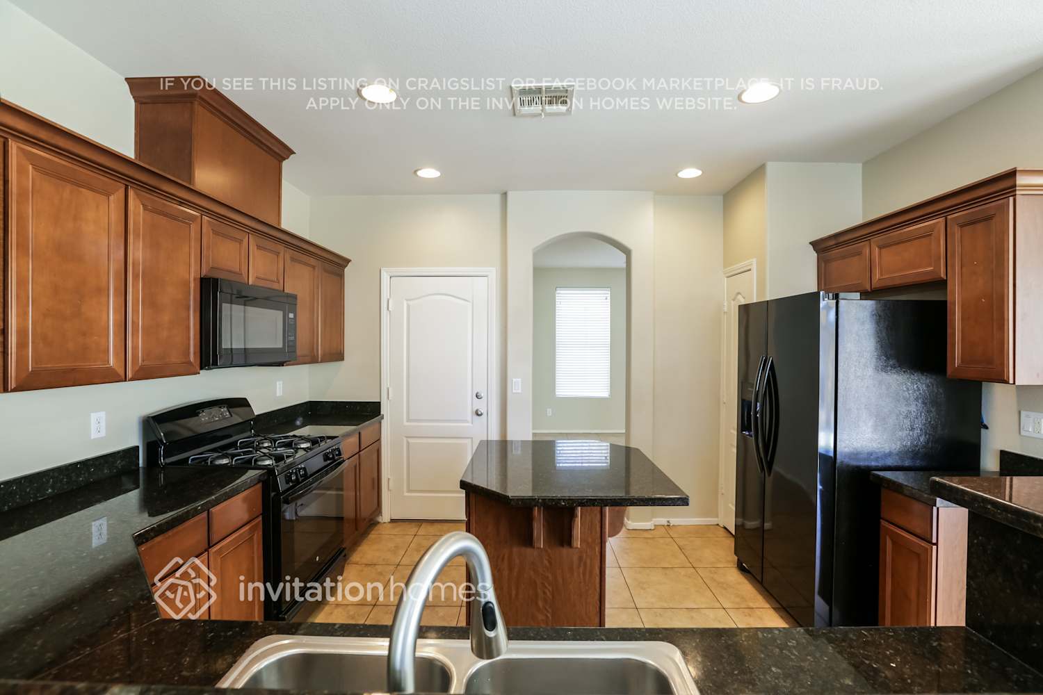 Building Photo - 8117 RedBud Vine St