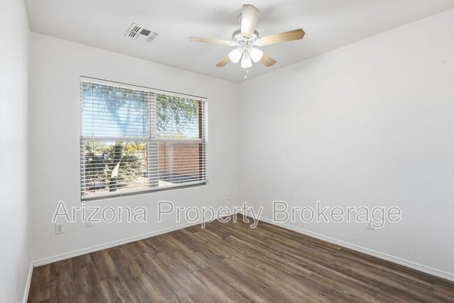 Building Photo - 15535 W Port Au Prince Ln