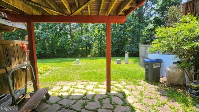 Building Photo - 13107 Misty Glen Ln