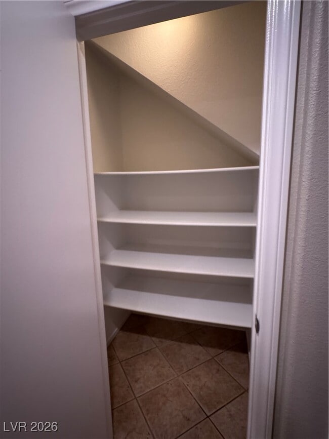 Building Photo - 8221 Diamond Star Ct