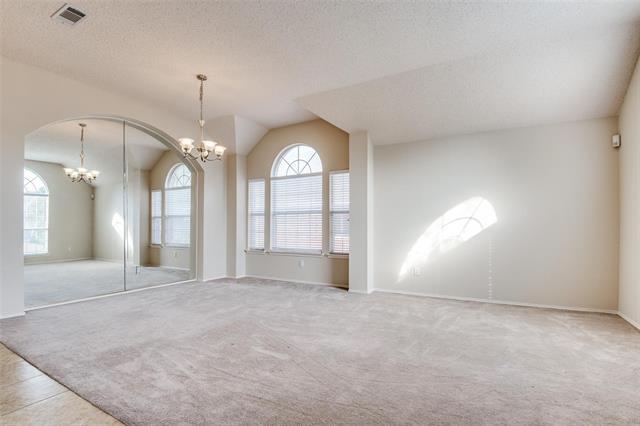 Building Photo - 10608 Robincreek Ln