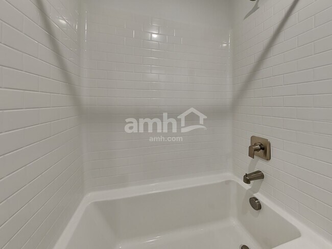 Building Photo - 9177 Ribbon Mdw Ct