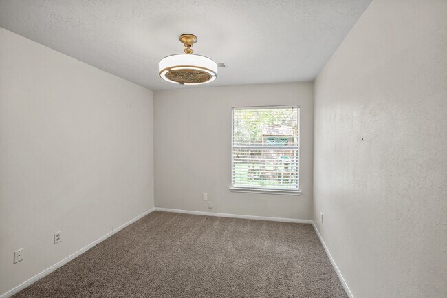 Building Photo - 4303 Morris Ct