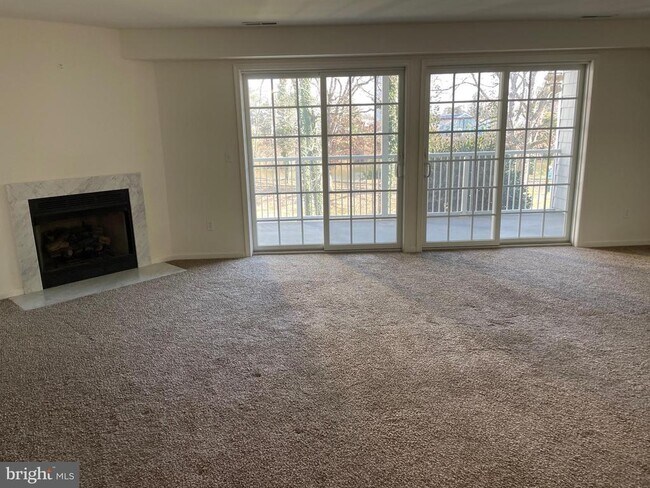 Building Photo - 20364 Row Boat Ln