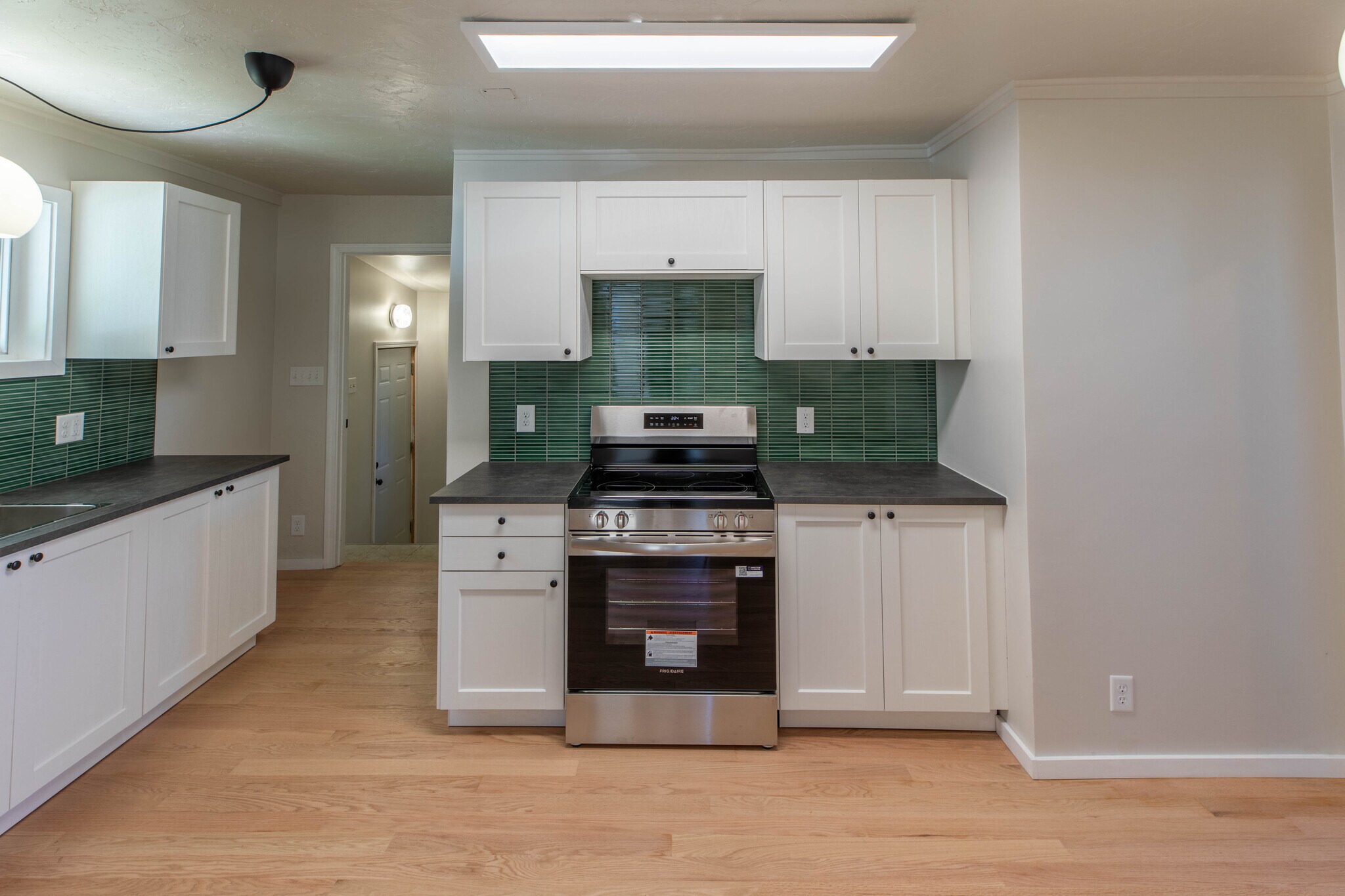 Building Photo - 13 Gilbert St