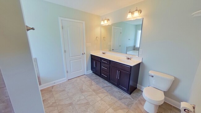 Building Photo - 169 Eclipse Ct