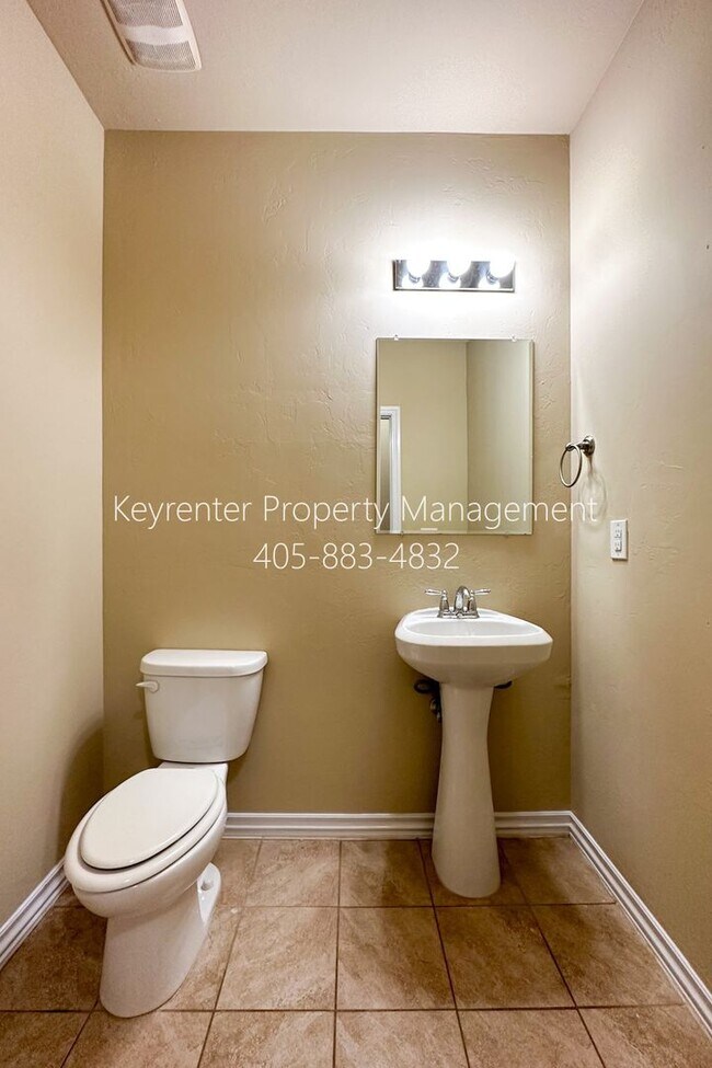 Building Photo - Stunning 5BD, 2 1/2 BTH Home Seconds away from John Kilpatrick Turnpike in YUKON!
