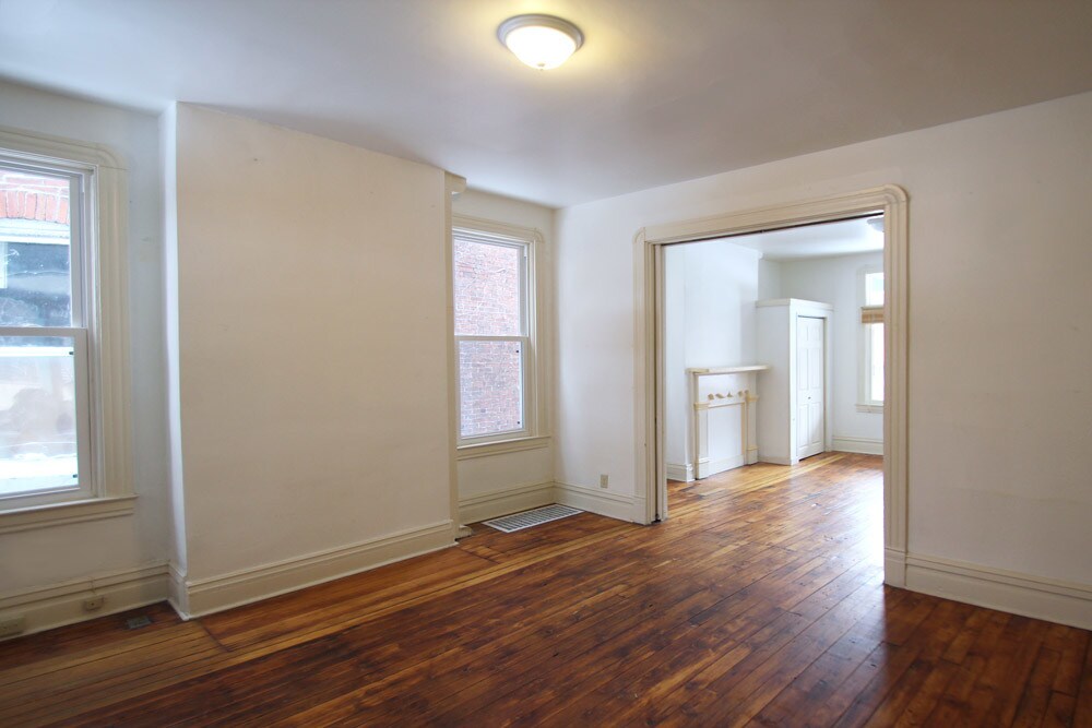 Building Photo - 308 S Trenton Ave