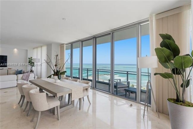 Building Photo - 10295 Collins Ave