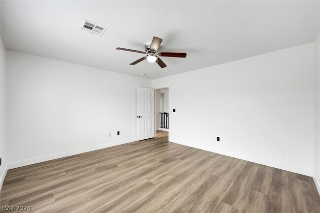 Building Photo - 311 St Augustine Ln