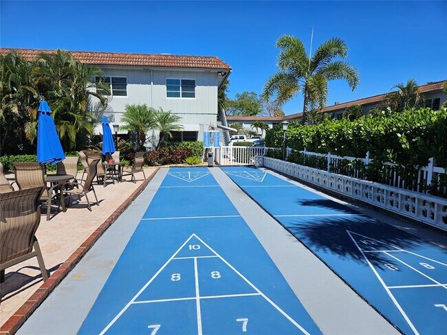 Building Photo - 669 W Oakland Park Blvd