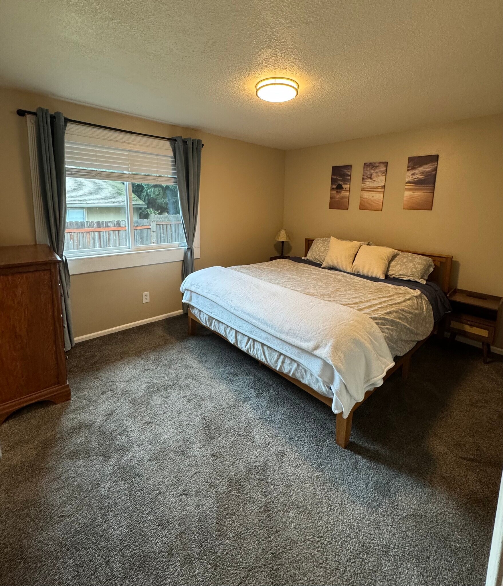 Building Photo - 312 S Nebraska St