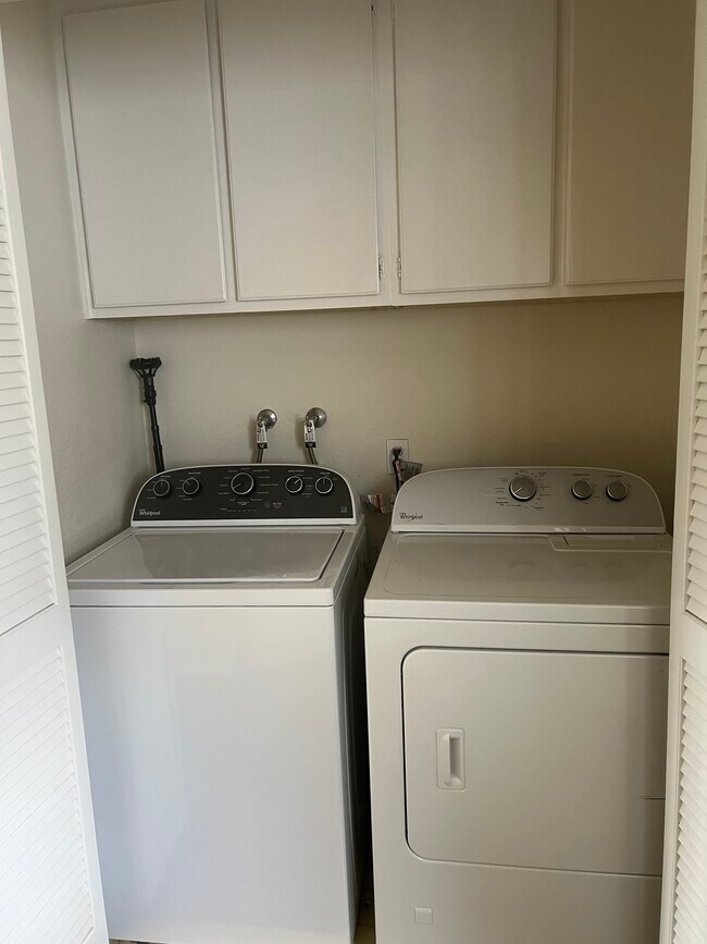 Building Photo - 2266 Aspen St