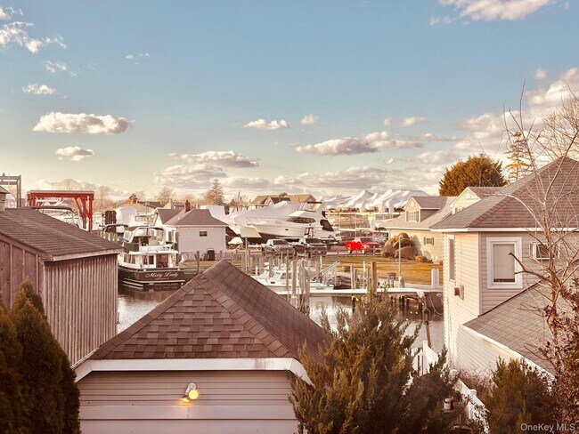 Building Photo - 33 Central Ave