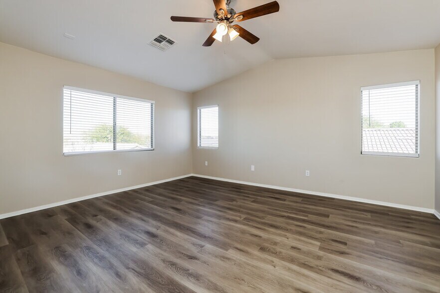 Building Photo - 12677 E Nona Ln