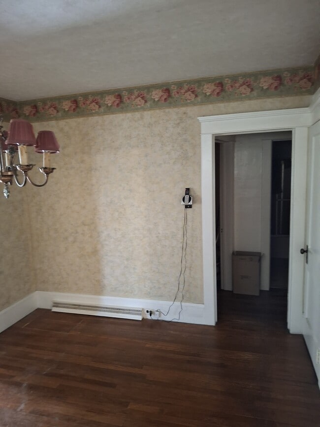 Building Photo - 46 Pine