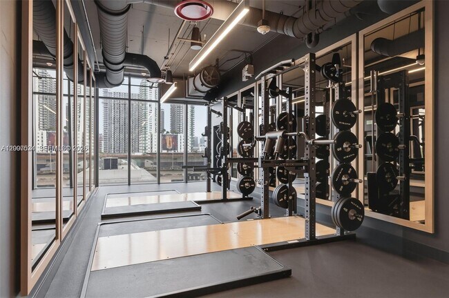 Building Photo - 20 NE 11th St