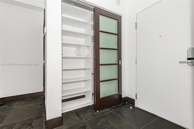 Building Photo - 2301 Collins Ave