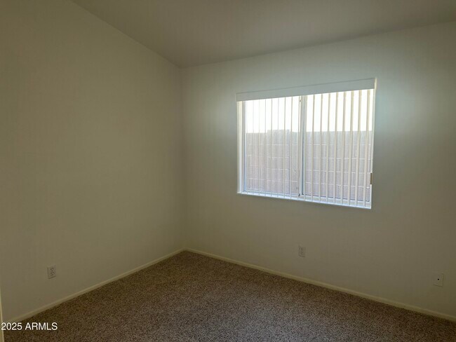 Building Photo - 4256 E Chaparosa Way