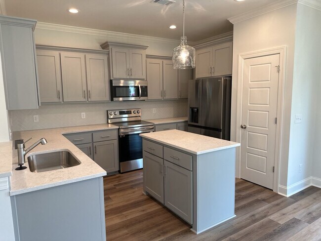 Building Photo - 20 Owens Rd