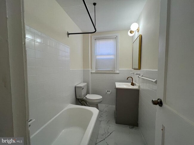 Building Photo - 4345 Loring St