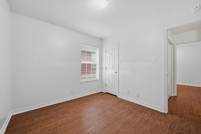 Building Photo - 2000 Monte Cristo Way