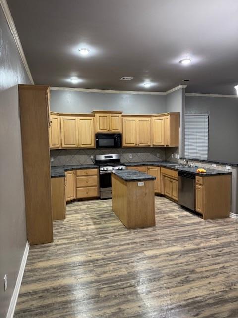 Building Photo - 1828 Cedar Creek Ct